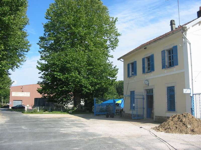 Entrée du BV de Jouy sur Morin - Le Marais au 15 septembre 2004